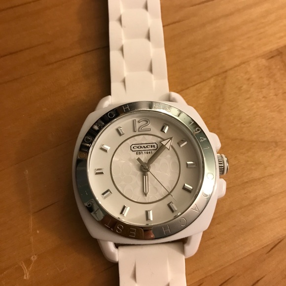 White coach watch - Picture 2 of 3